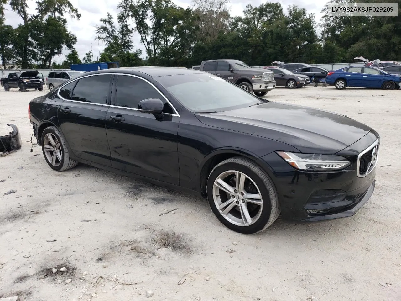 LVY982AK8JP029209 2018 Volvo S90 T5 Momentum