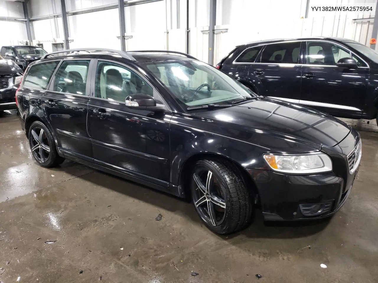 2010 Volvo V50 2.4I VIN: YV1382MW5A2575954 Lot: 74050034