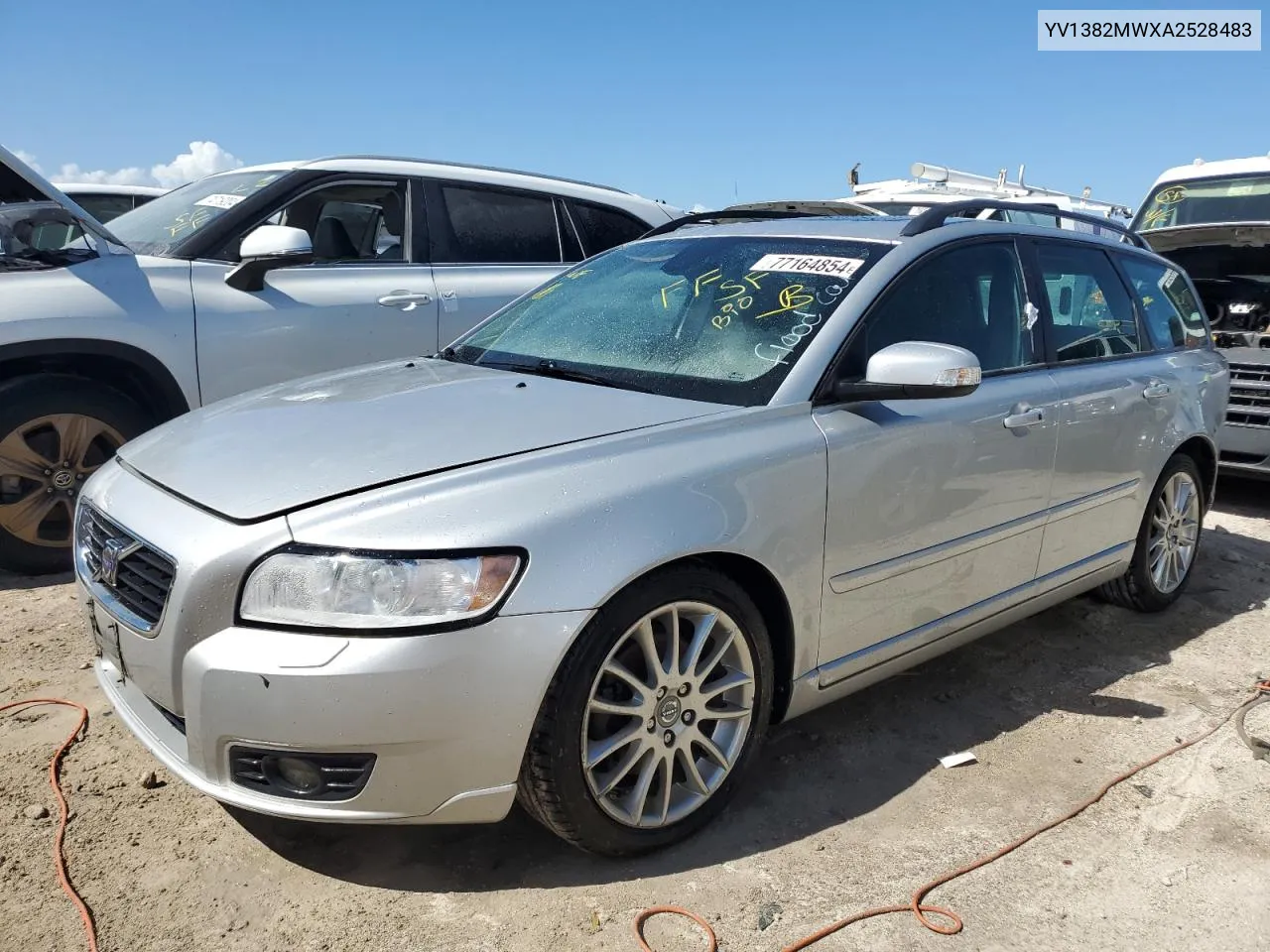 2010 Volvo V50 2.4I VIN: YV1382MWXA2528483 Lot: 77164854