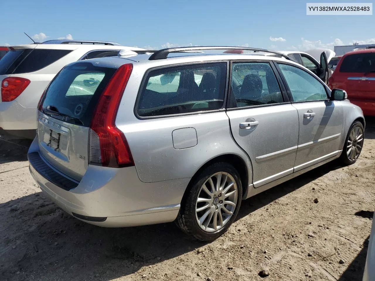 2010 Volvo V50 2.4I VIN: YV1382MWXA2528483 Lot: 77164854