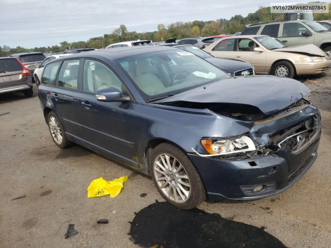 YV1672MW6B2607845 2011 Volvo V50 T5