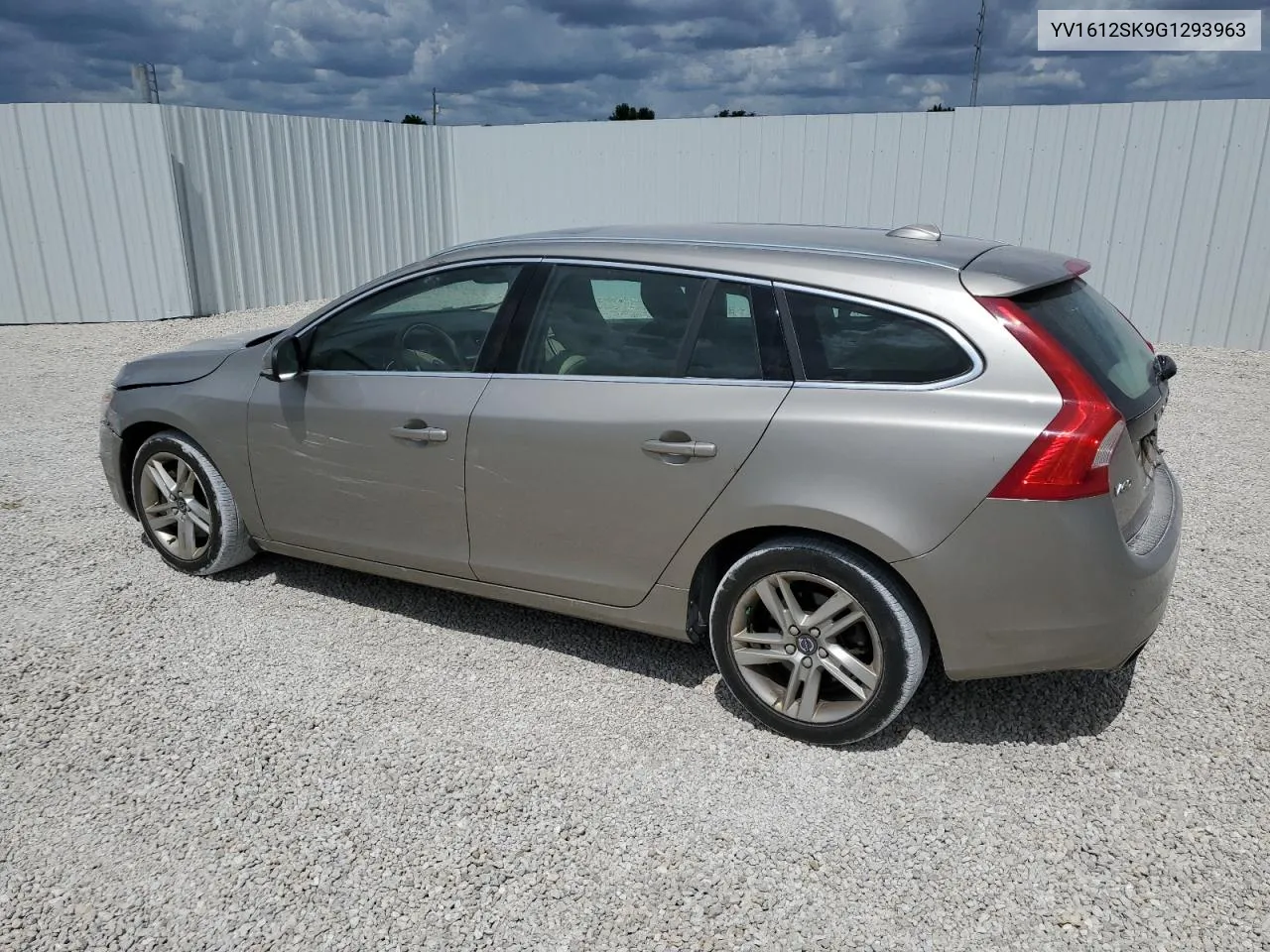 YV1612SK9G1293963 2016 Volvo V60 Premier