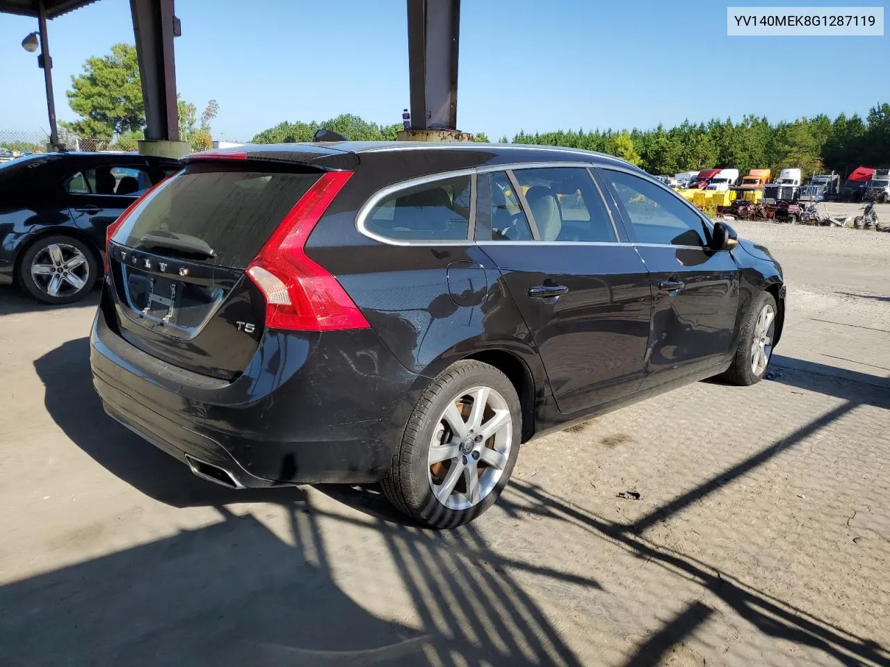 YV140MEK8G1287119 2016 Volvo V60 T5 Premier