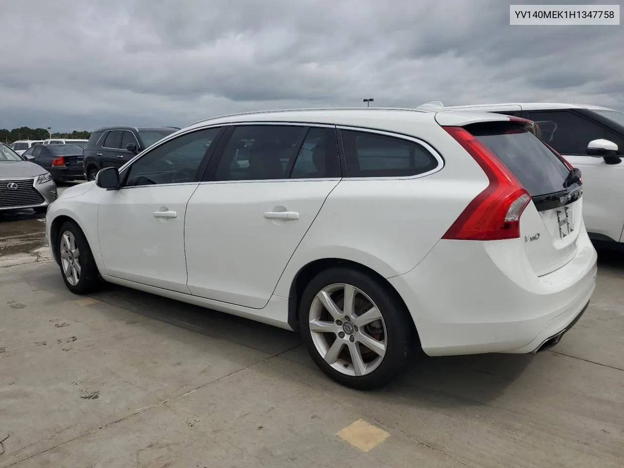 2017 Volvo V60 T5 Premier VIN: YV140MEK1H1347758 Lot: 74616154