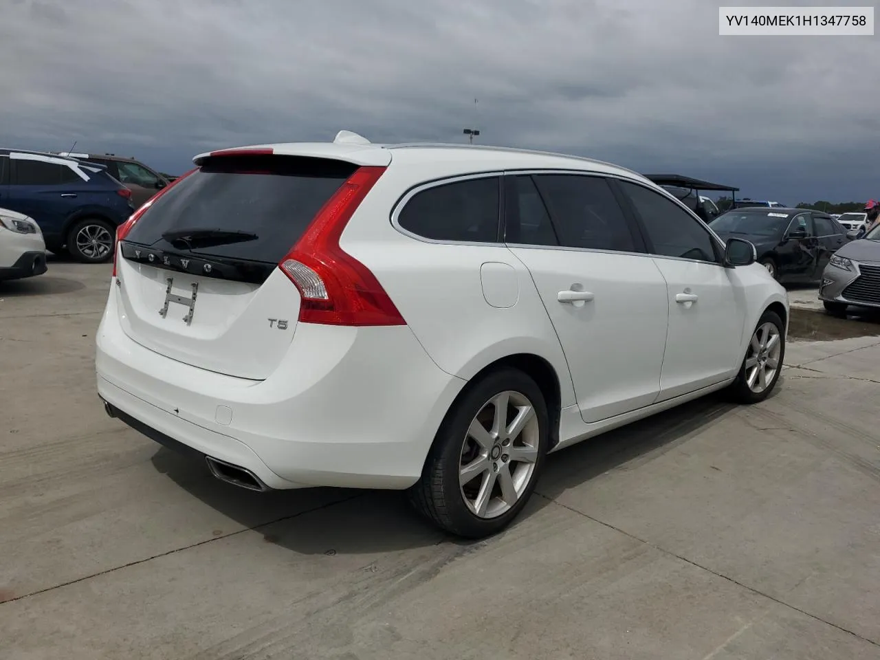 2017 Volvo V60 T5 Premier VIN: YV140MEK1H1347758 Lot: 74616154