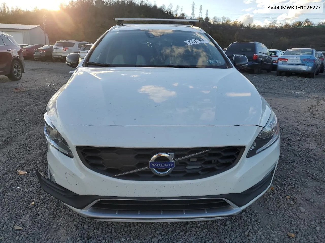 2017 Volvo V60 Cross Country Premier VIN: YV440MWK0H1026277 Lot: 79177964