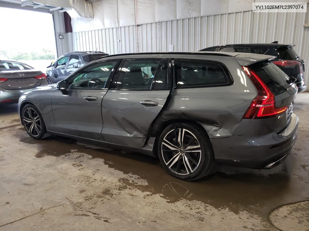 2020 Volvo V60 T5 R-Design VIN: YV1102EM7L2397074 Lot: 70967024