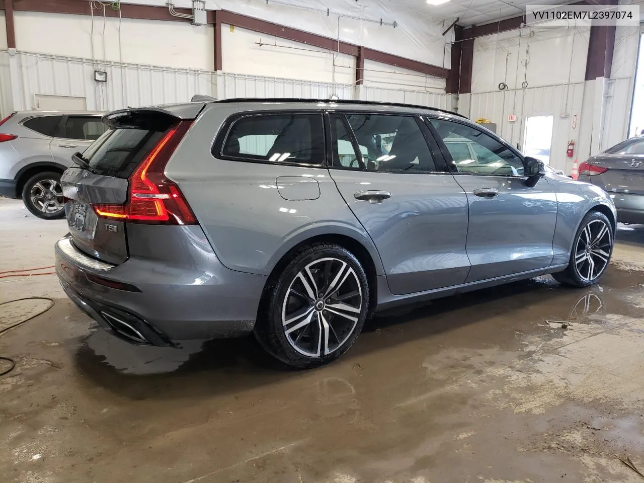 2020 Volvo V60 T5 R-Design VIN: YV1102EM7L2397074 Lot: 70967024