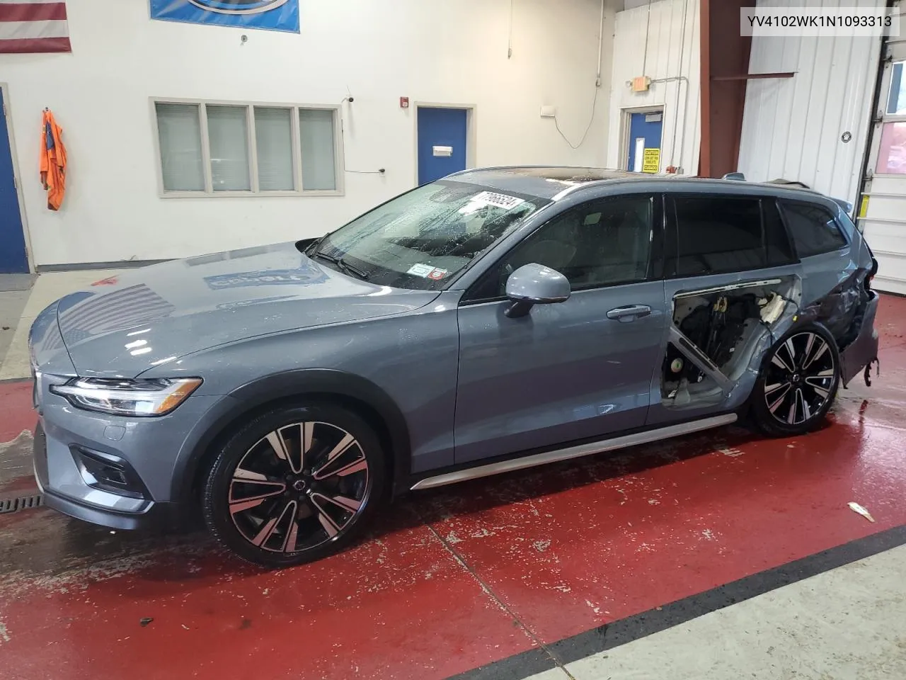 2022 Volvo V60 Cross Country T5 Momentum VIN: YV4102WK1N1093313 Lot: 77966524