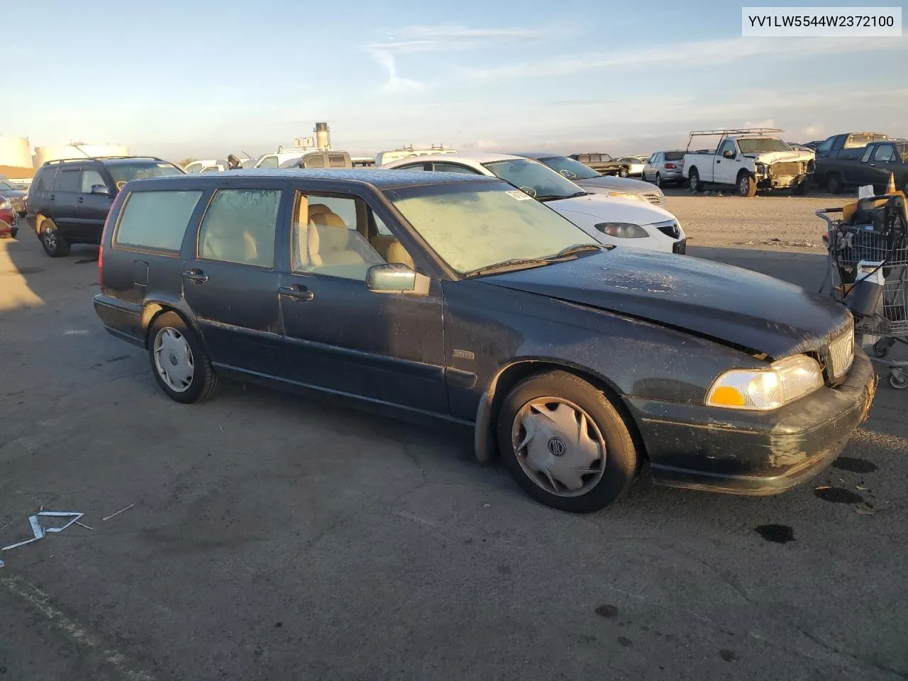 1998 Volvo V70 VIN: YV1LW5544W2372100 Lot: 76712134