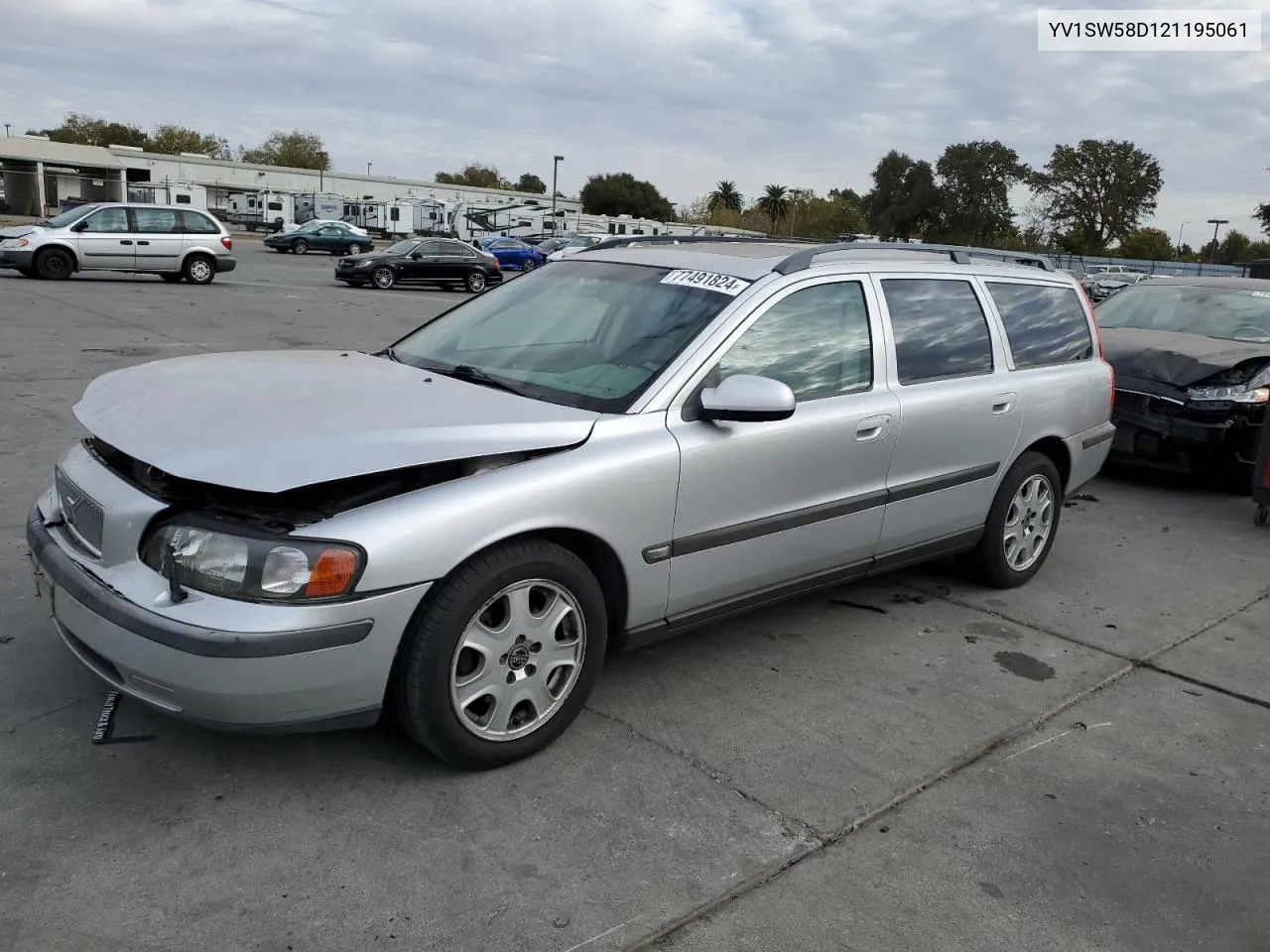 2002 Volvo V70 2.4T VIN: YV1SW58D121195061 Lot: 77491824