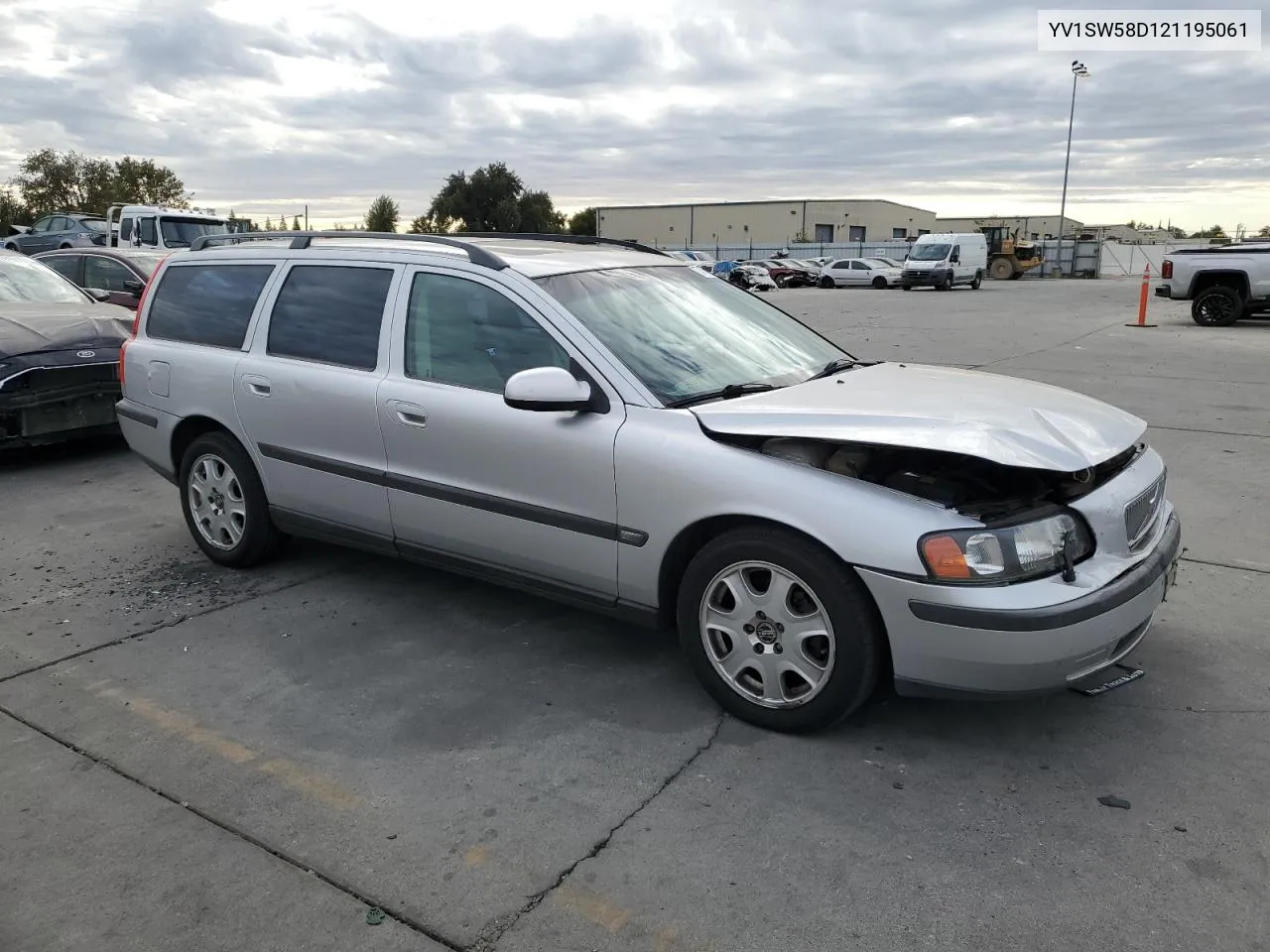 2002 Volvo V70 2.4T VIN: YV1SW58D121195061 Lot: 77491824