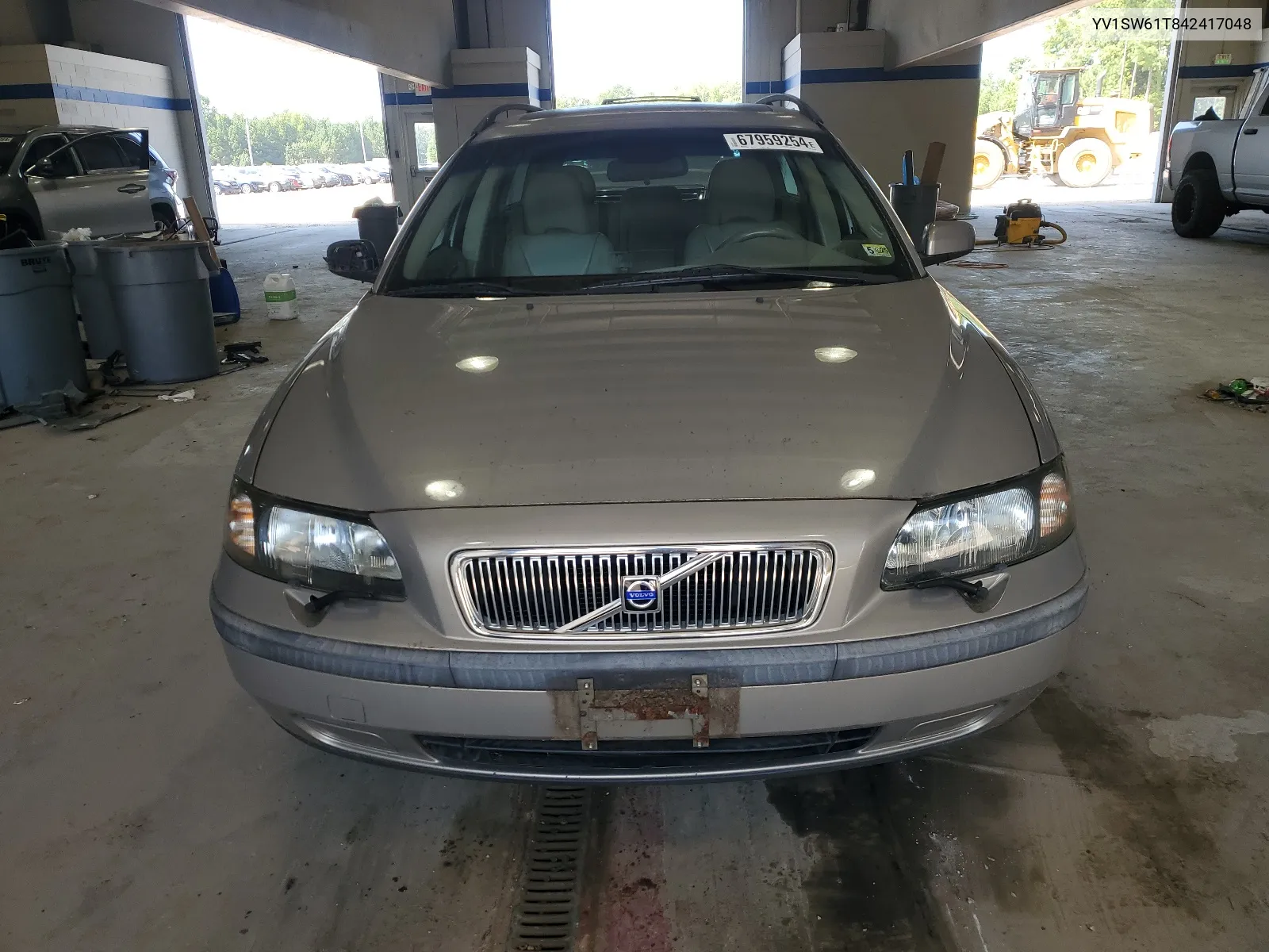 2004 Volvo V70 VIN: YV1SW61T842417048 Lot: 67959254