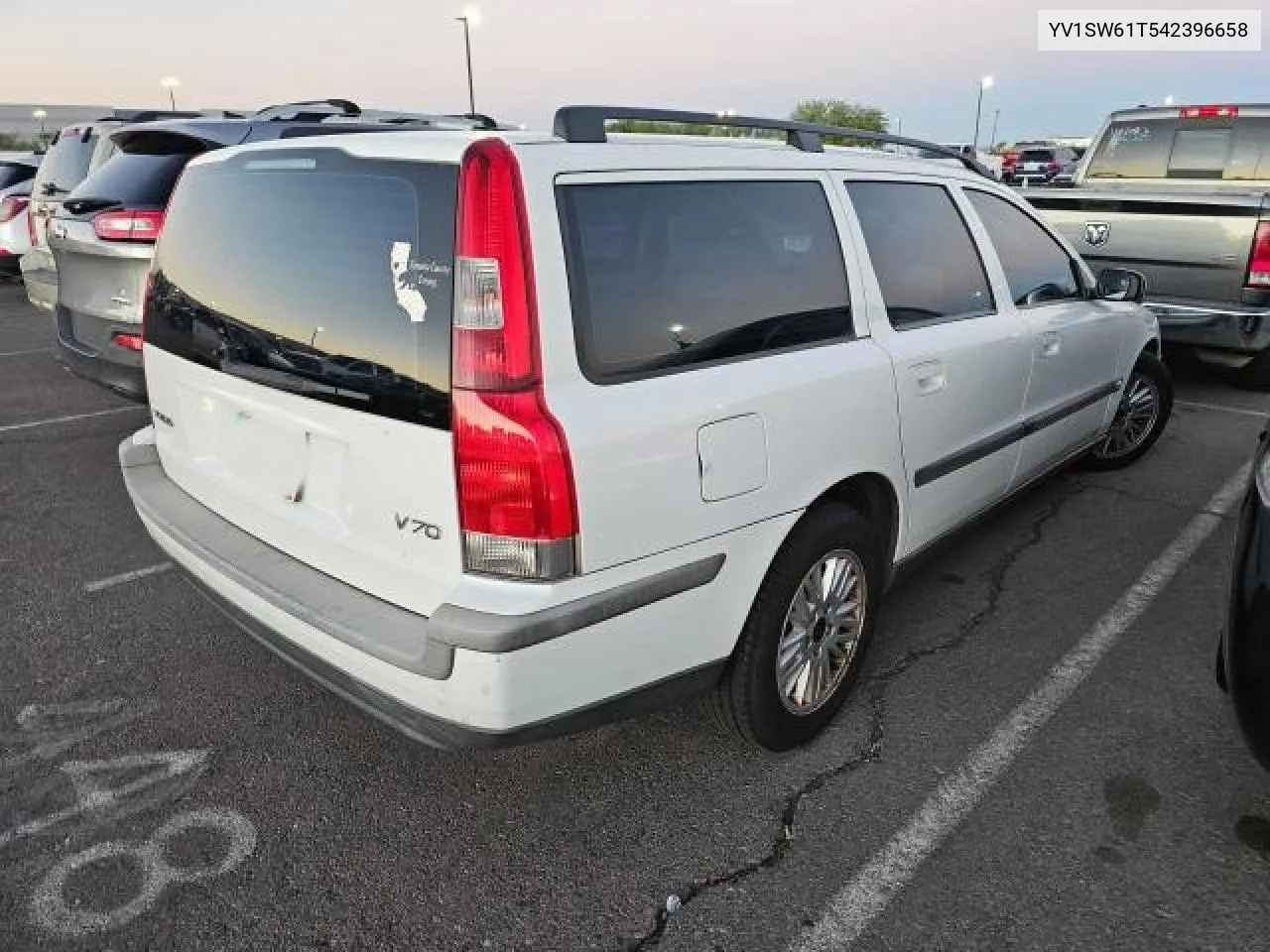 2004 Volvo V70 VIN: YV1SW61T542396658 Lot: 77488204