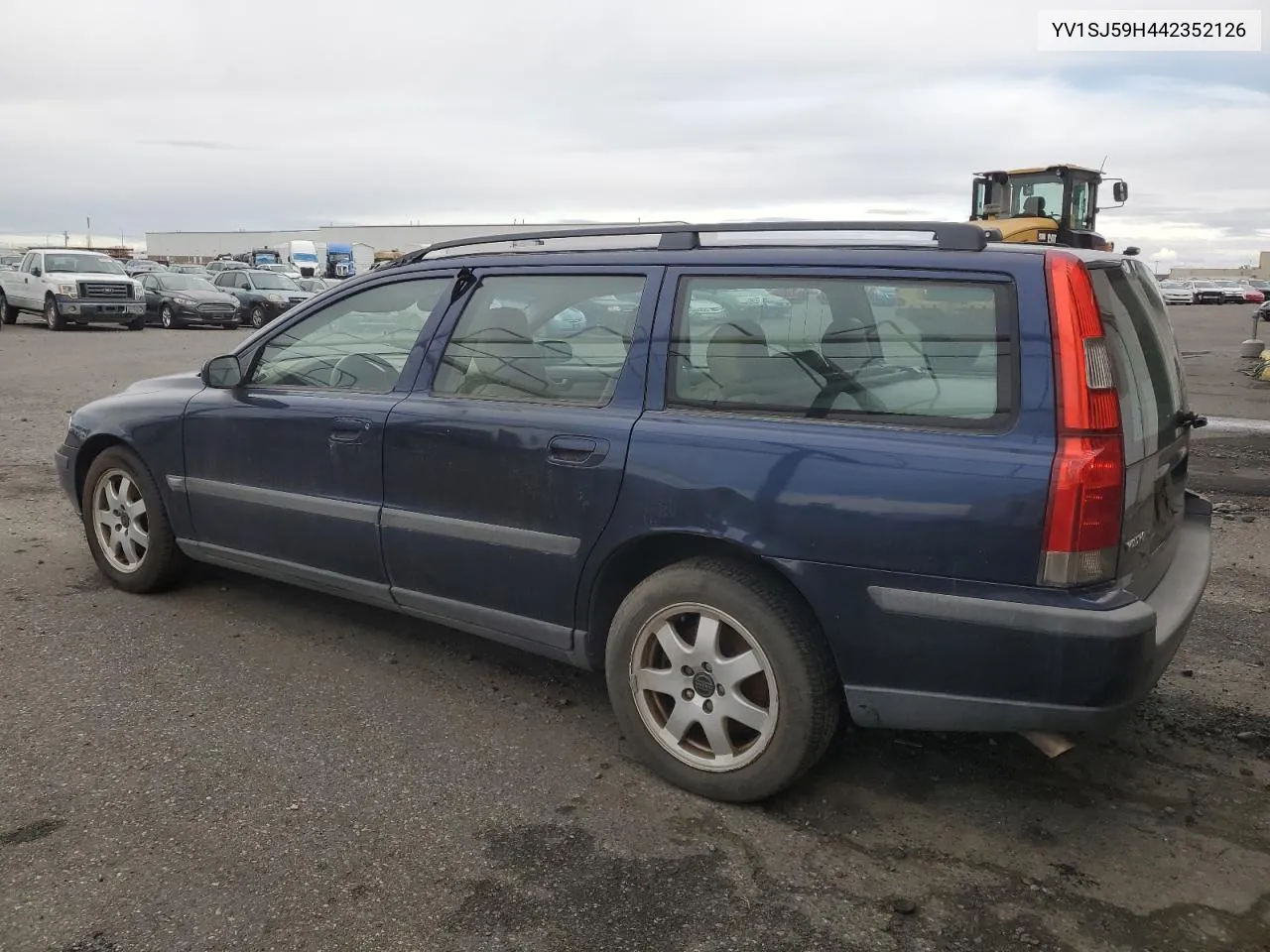 YV1SJ59H442352126 2004 Volvo V70