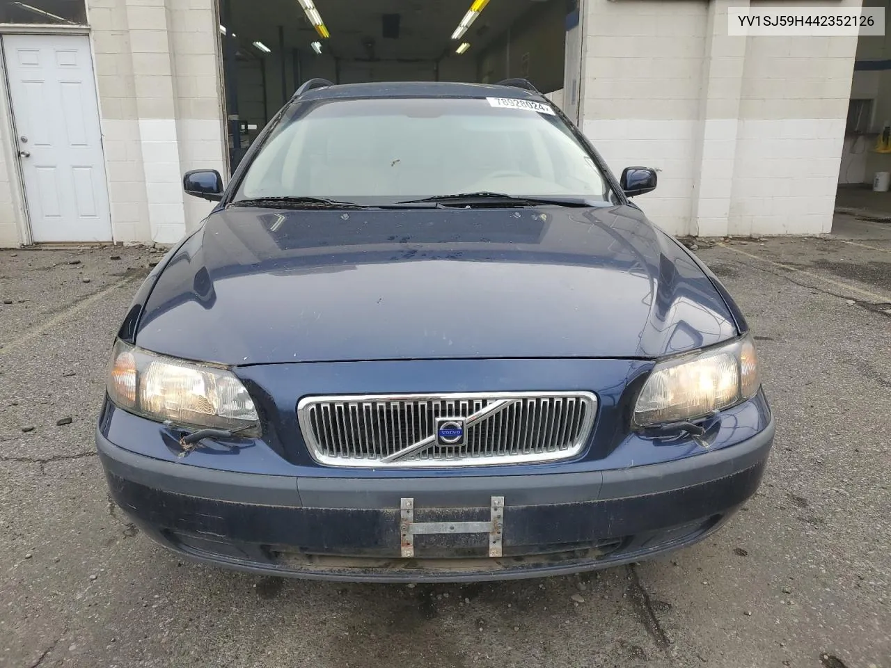 2004 Volvo V70 VIN: YV1SJ59H442352126 Lot: 78928024