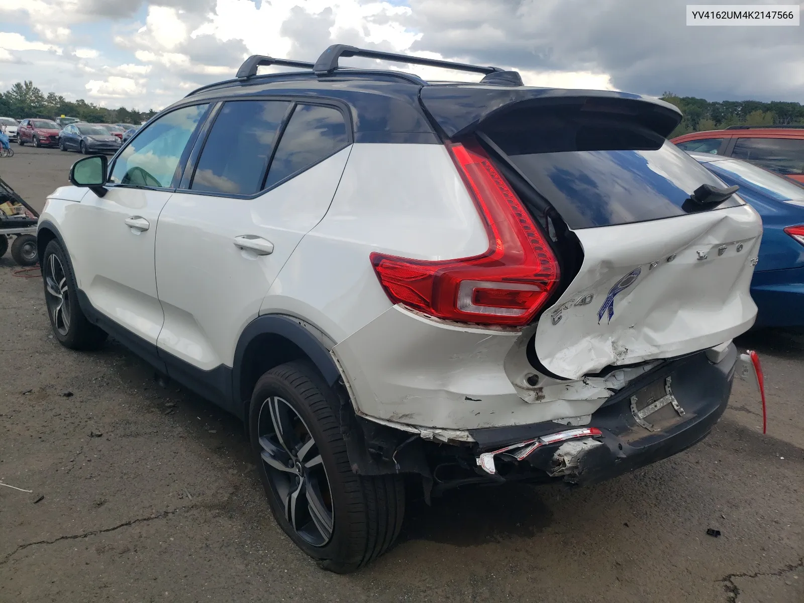 2019 Volvo Xc40 T5 R-Design VIN: YV4162UM4K2147566 Lot: 67447553