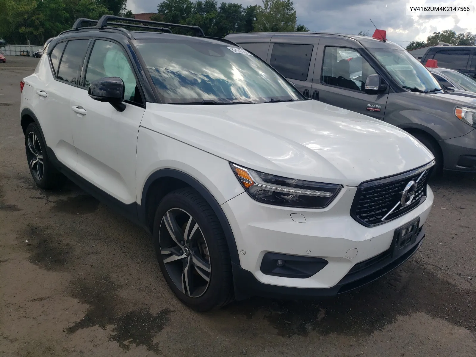 YV4162UM4K2147566 2019 Volvo Xc40 T5 R-Design