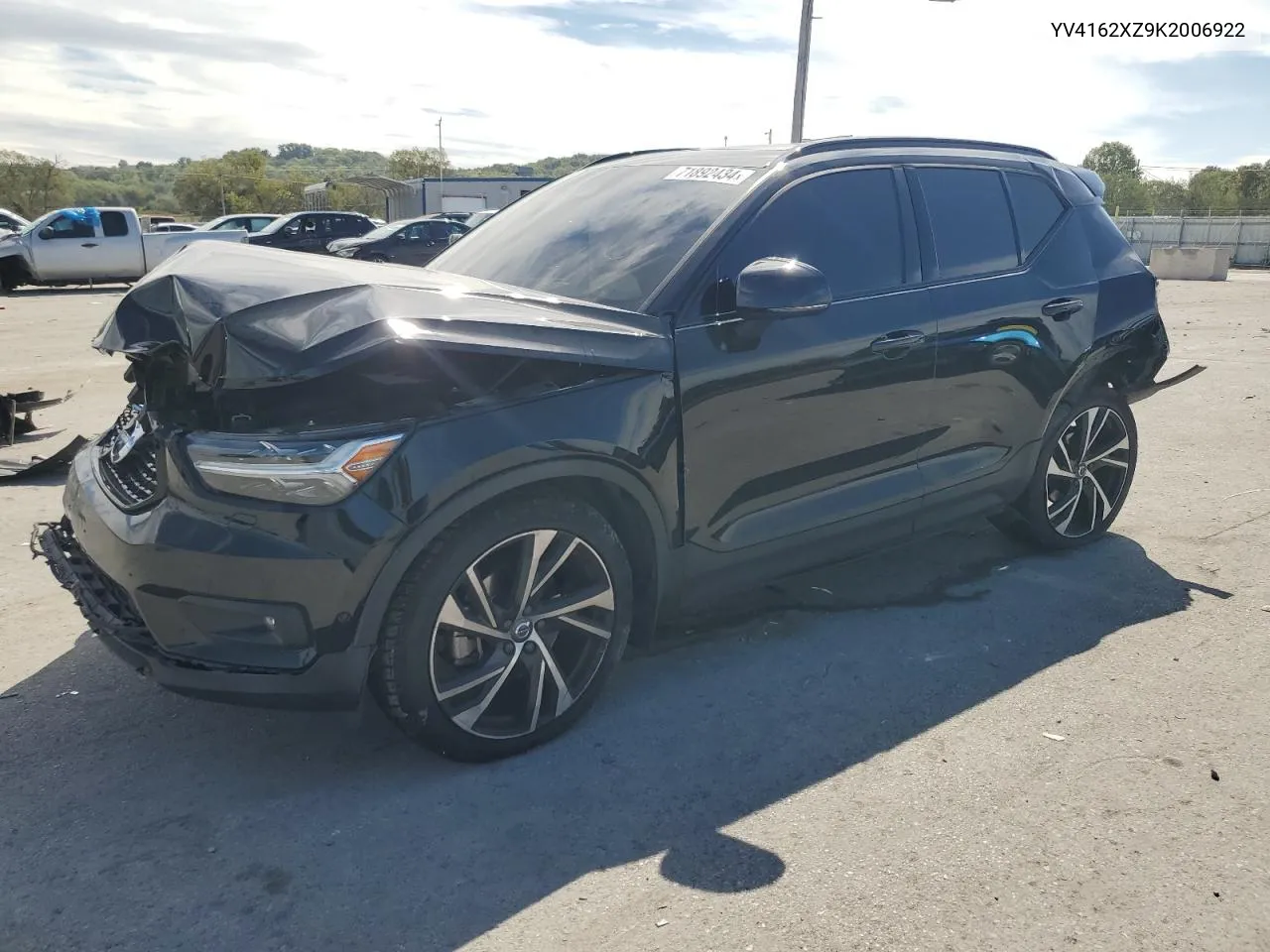 2019 Volvo Xc40 T5 Momentum VIN: YV4162XZ9K2006922 Lot: 71892434