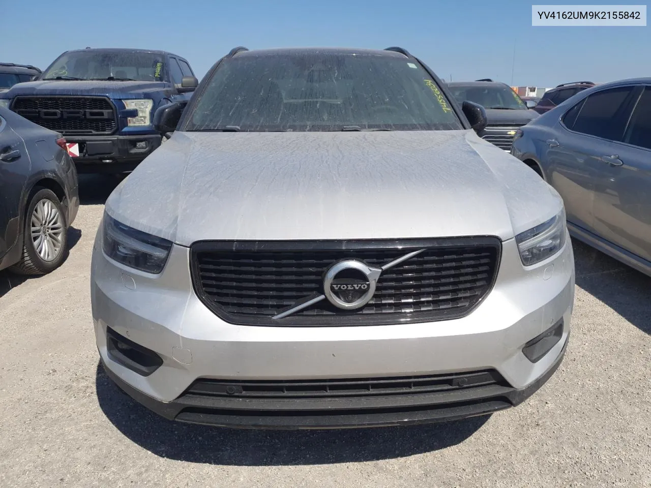 2019 Volvo Xc40 T5 R-Design VIN: YV4162UM9K2155842 Lot: 74556034