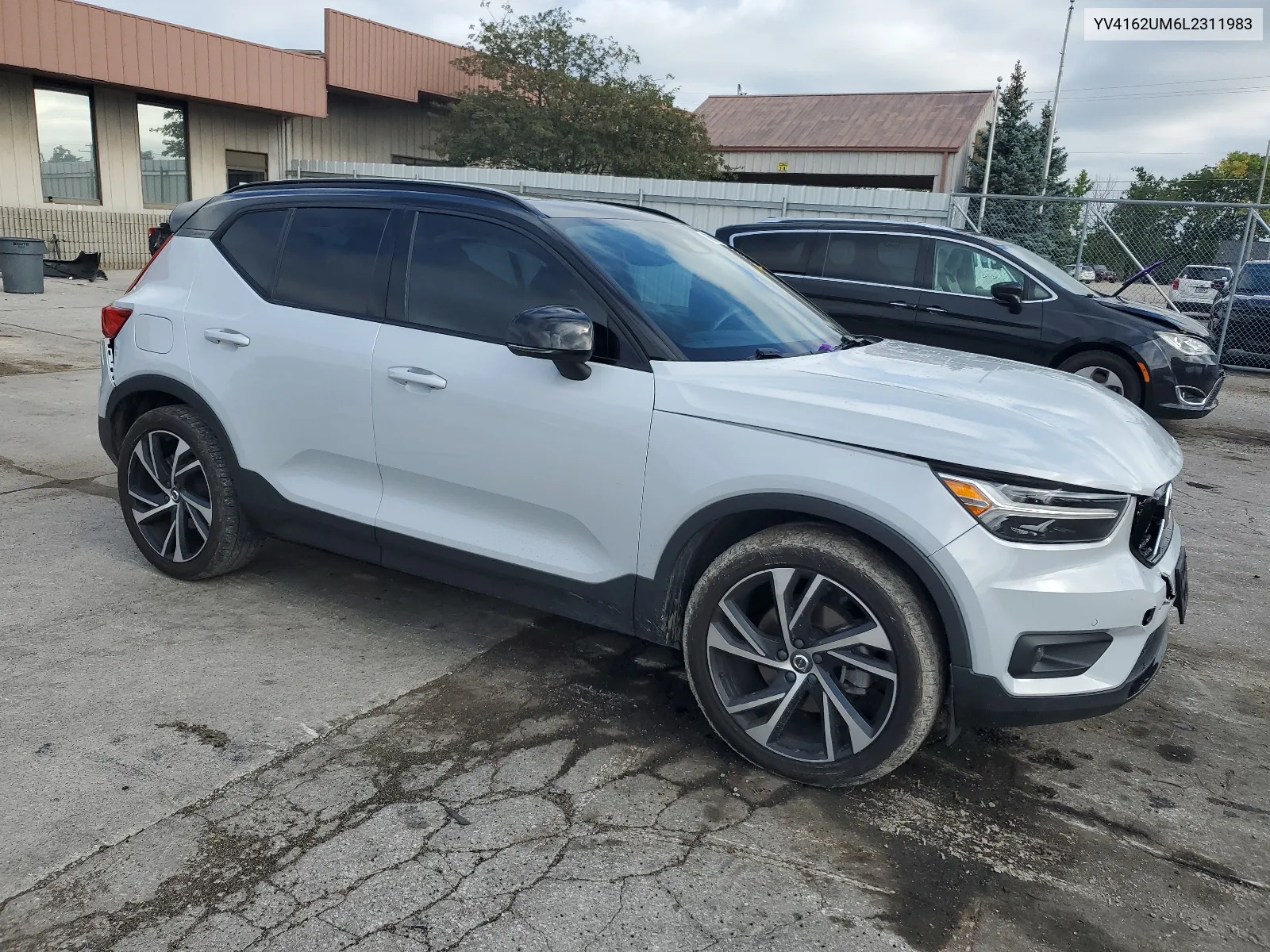 2020 Volvo Xc40 T5 R-Design VIN: YV4162UM6L2311983 Lot: 66550784