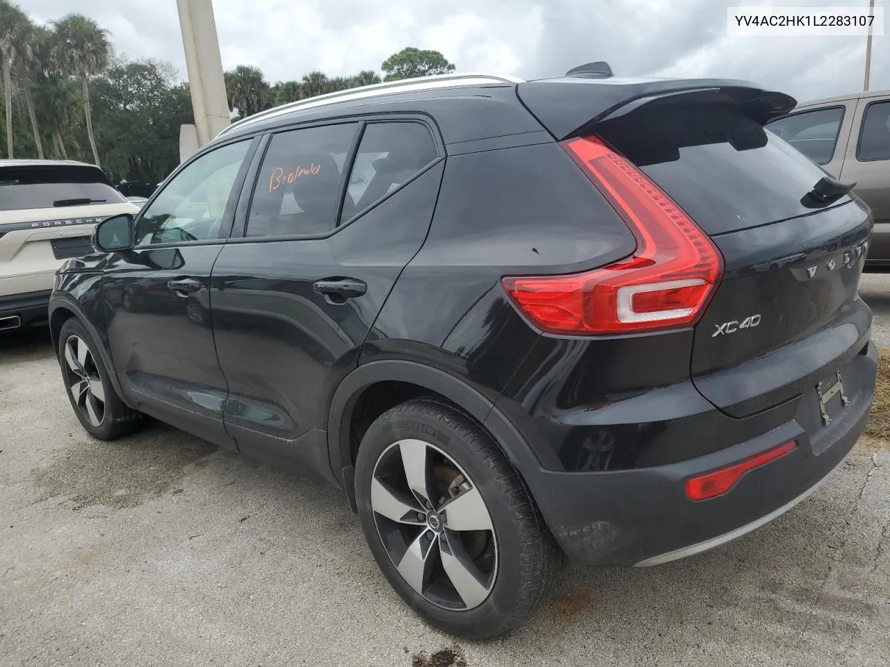 YV4AC2HK1L2283107 2020 Volvo Xc40 T4 Momentum