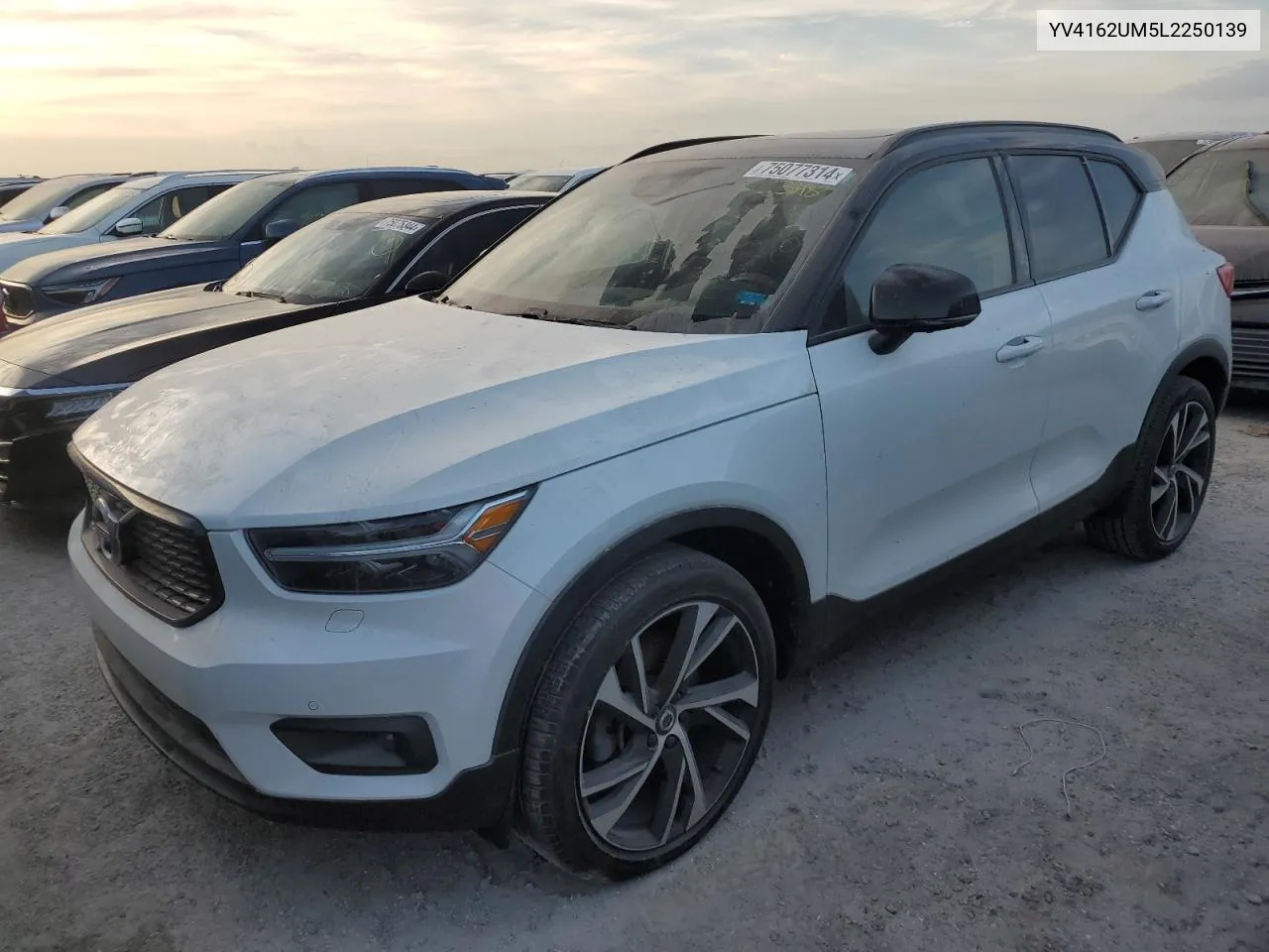 2020 Volvo Xc40 T5 R-Design VIN: YV4162UM5L2250139 Lot: 75077314