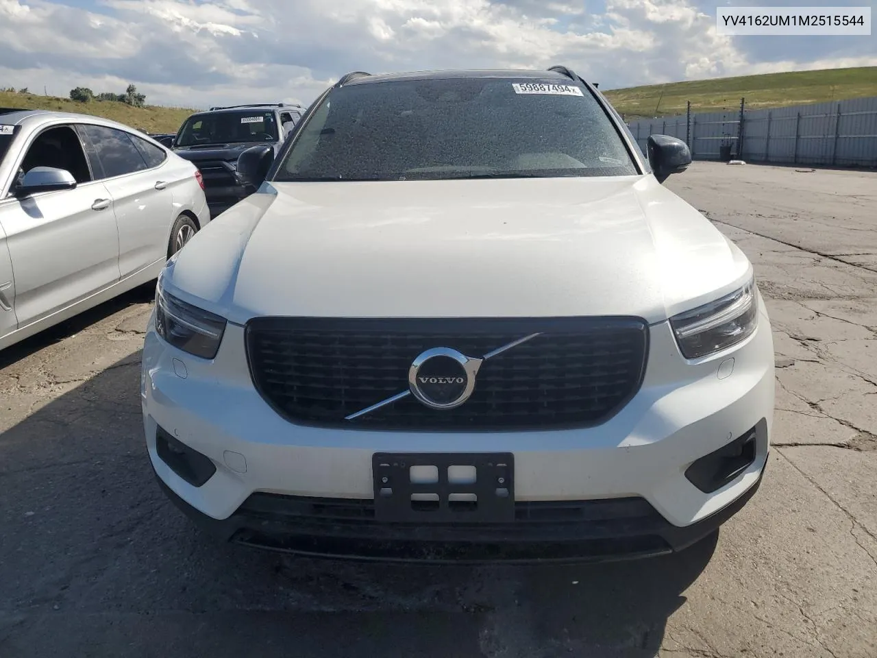 2021 Volvo Xc40 T5 R-Design VIN: YV4162UM1M2515544 Lot: 59887494