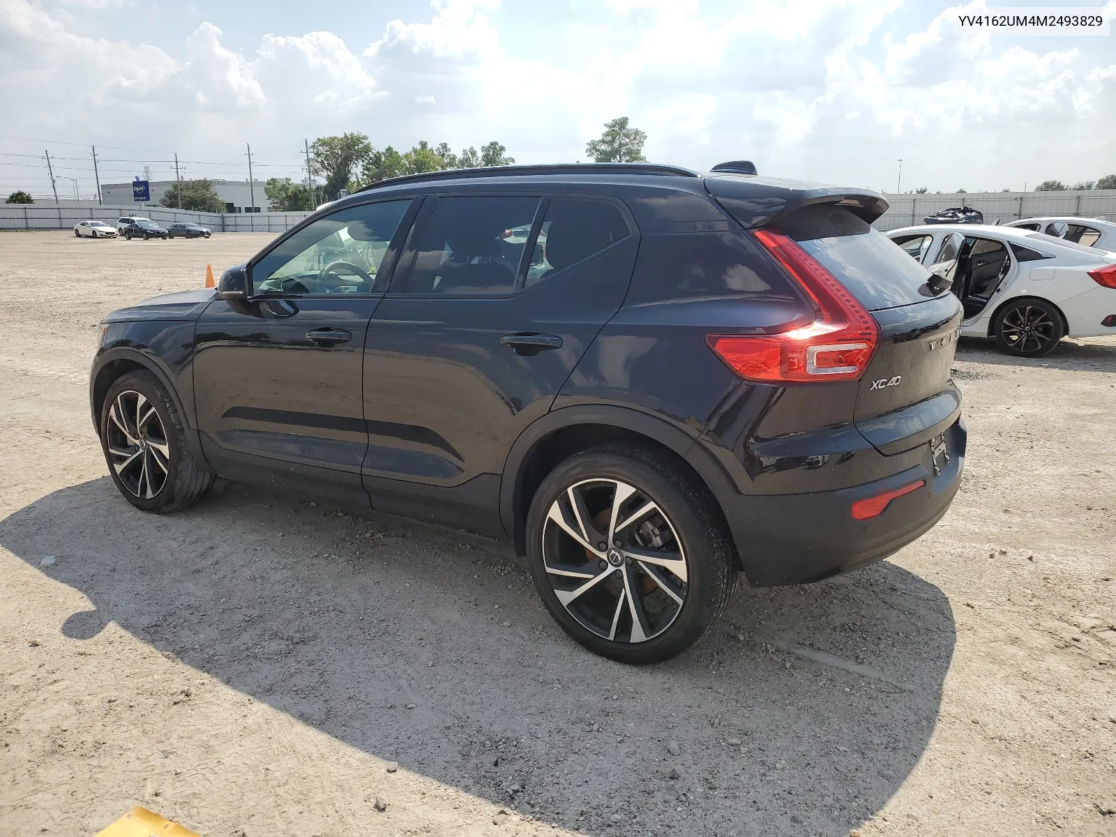 YV4162UM4M2493829 2021 Volvo Xc40 T5 R-Design