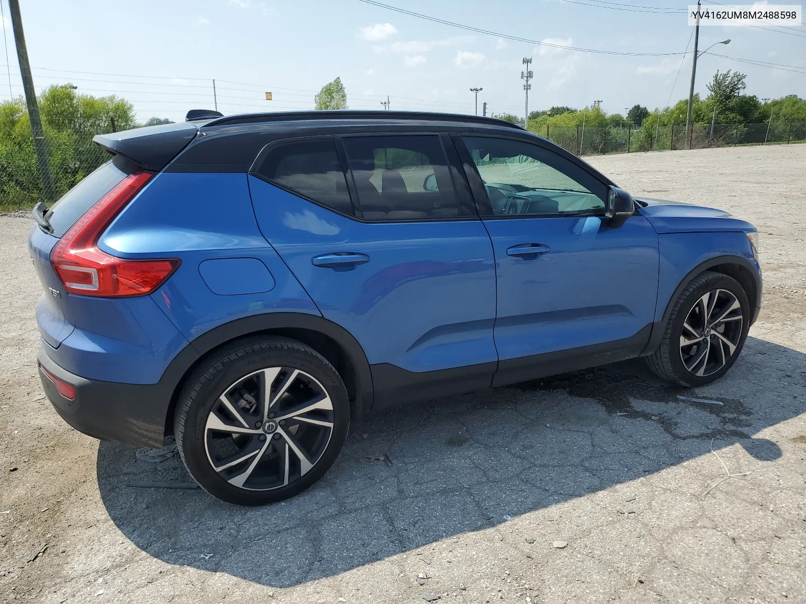 2021 Volvo Xc40 T5 R-Design VIN: YV4162UM8M2488598 Lot: 66435914