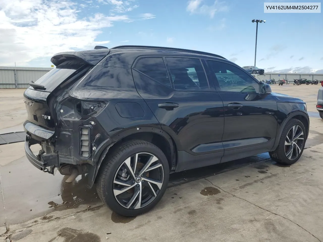 2021 Volvo Xc40 T5 R-Design VIN: YV4162UM4M2504277 Lot: 71064294