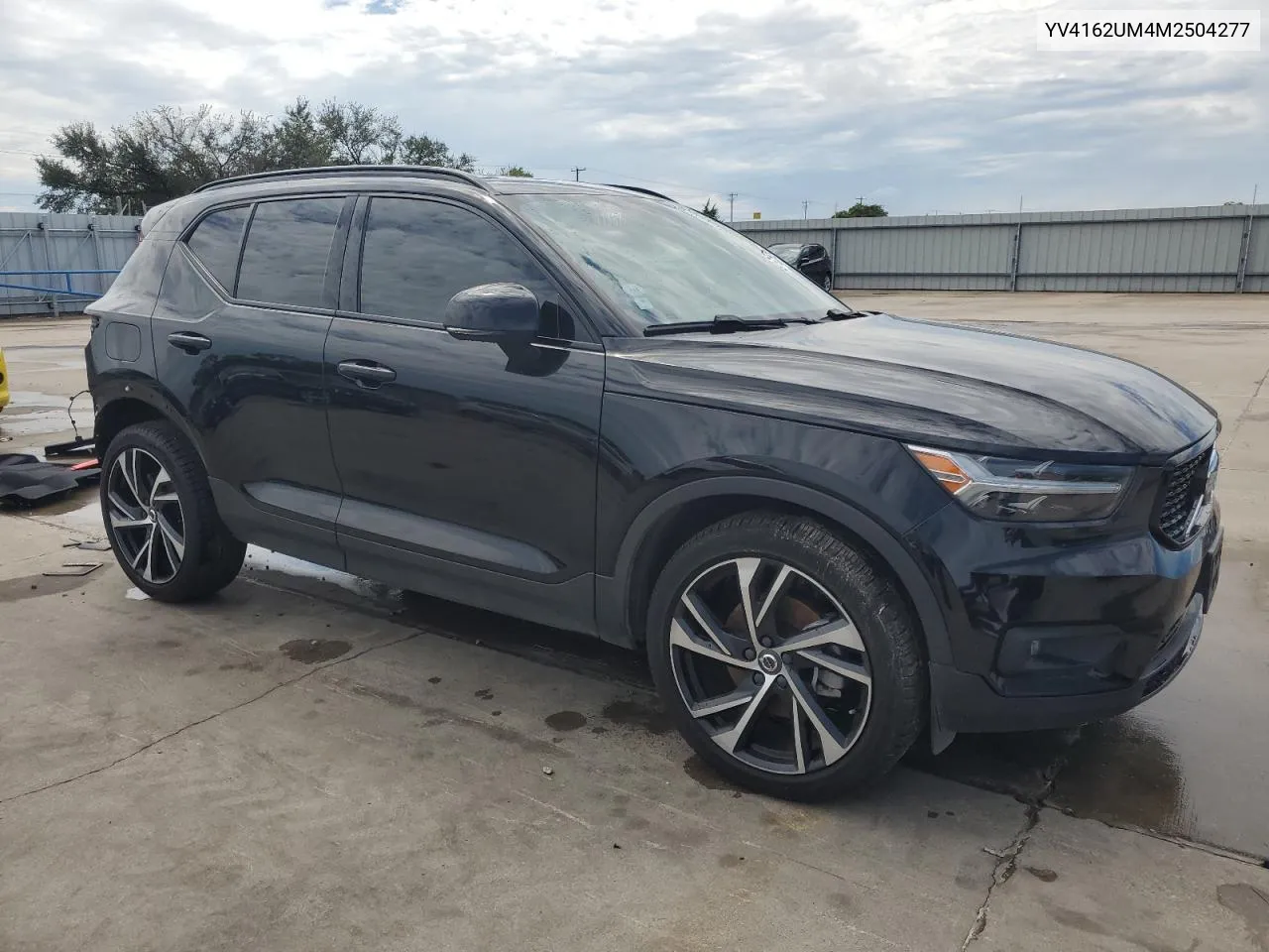 YV4162UM4M2504277 2021 Volvo Xc40 T5 R-Design