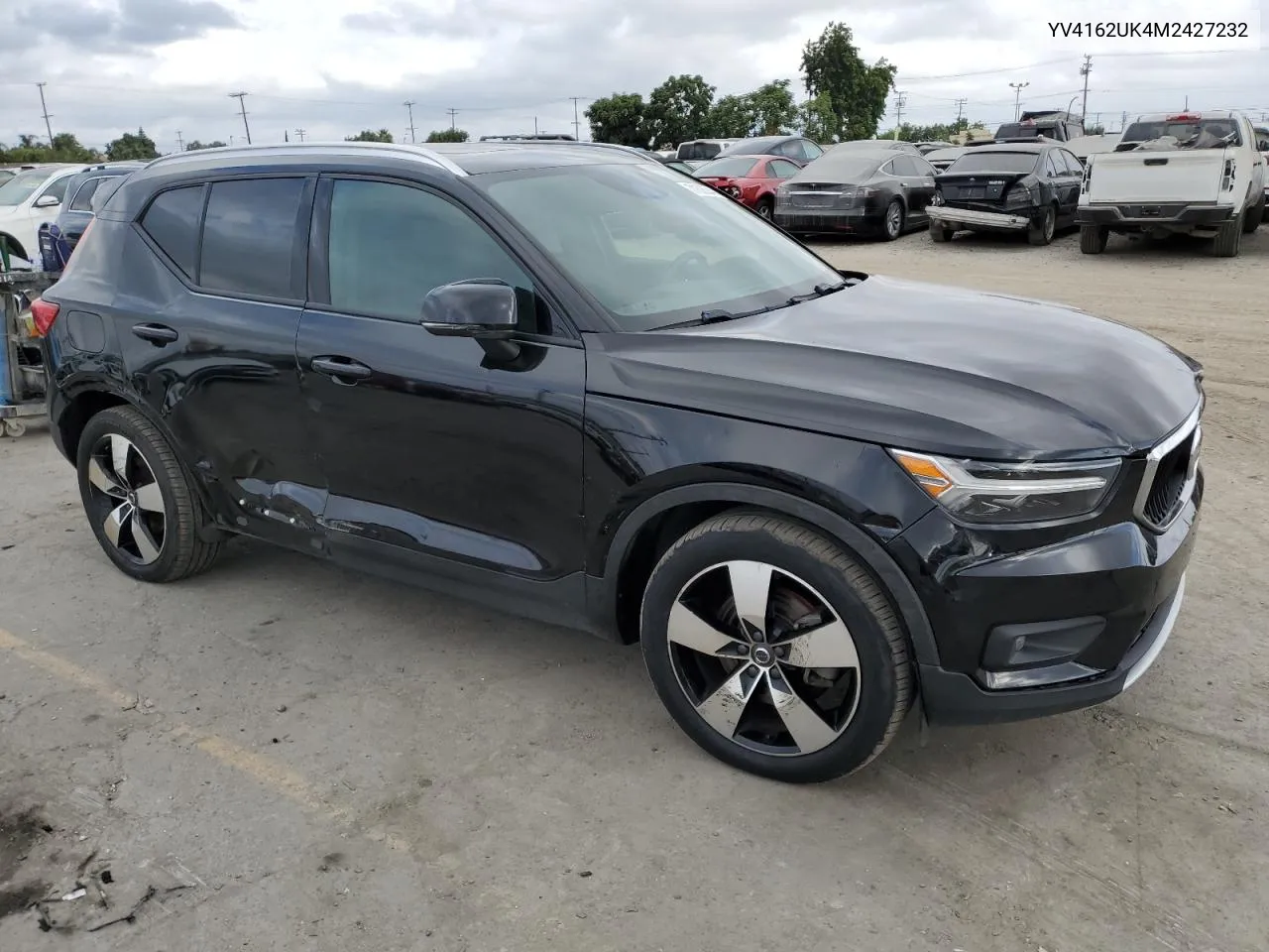 2021 Volvo Xc40 T5 Momentum VIN: YV4162UK4M2427232 Lot: 71806044