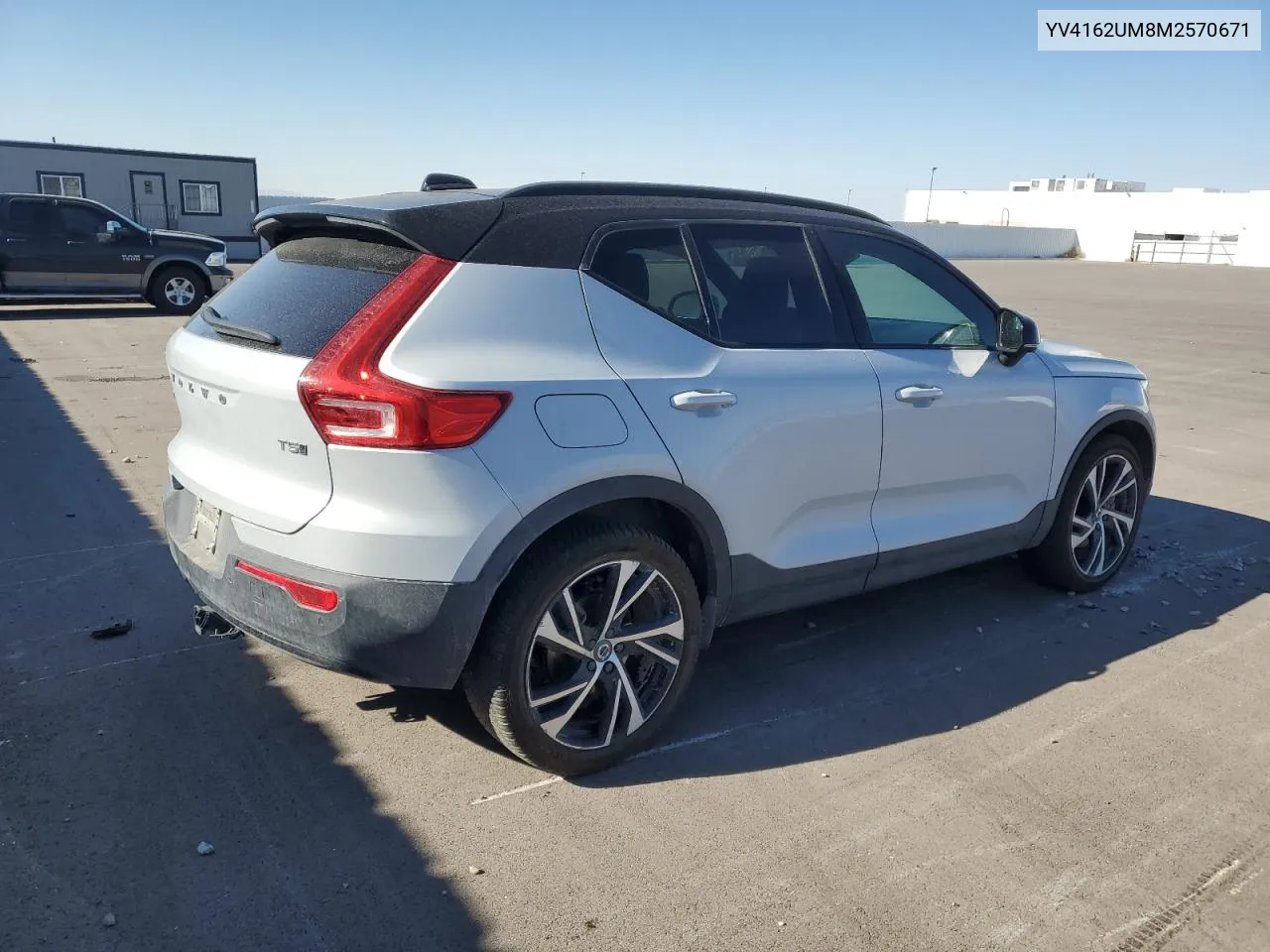 YV4162UM8M2570671 2021 Volvo Xc40 T5 R-Design