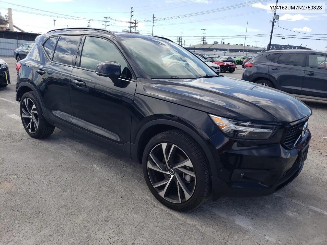 2022 Volvo Xc40 T5 R-Design VIN: YV4162UM7N2750323 Lot: 47219124