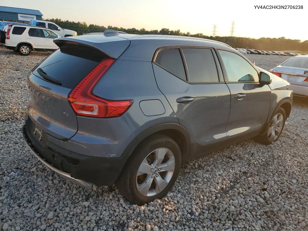 YV4AC2HK3N2706238 2022 Volvo Xc40 T4 Momentum