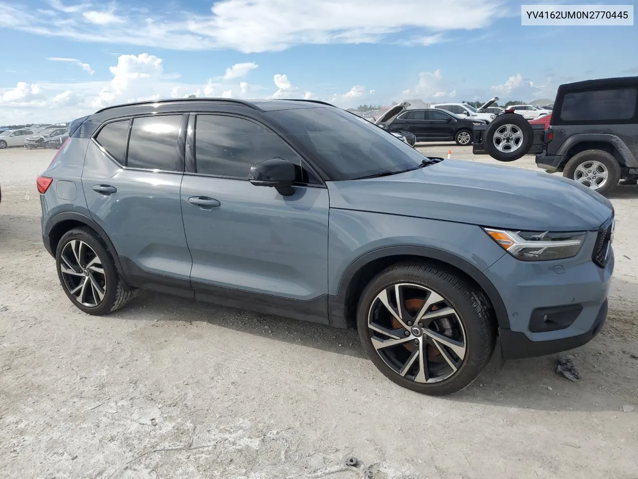 2022 Volvo Xc40 T5 R-Design VIN: YV4162UM0N2770445 Lot: 73825404