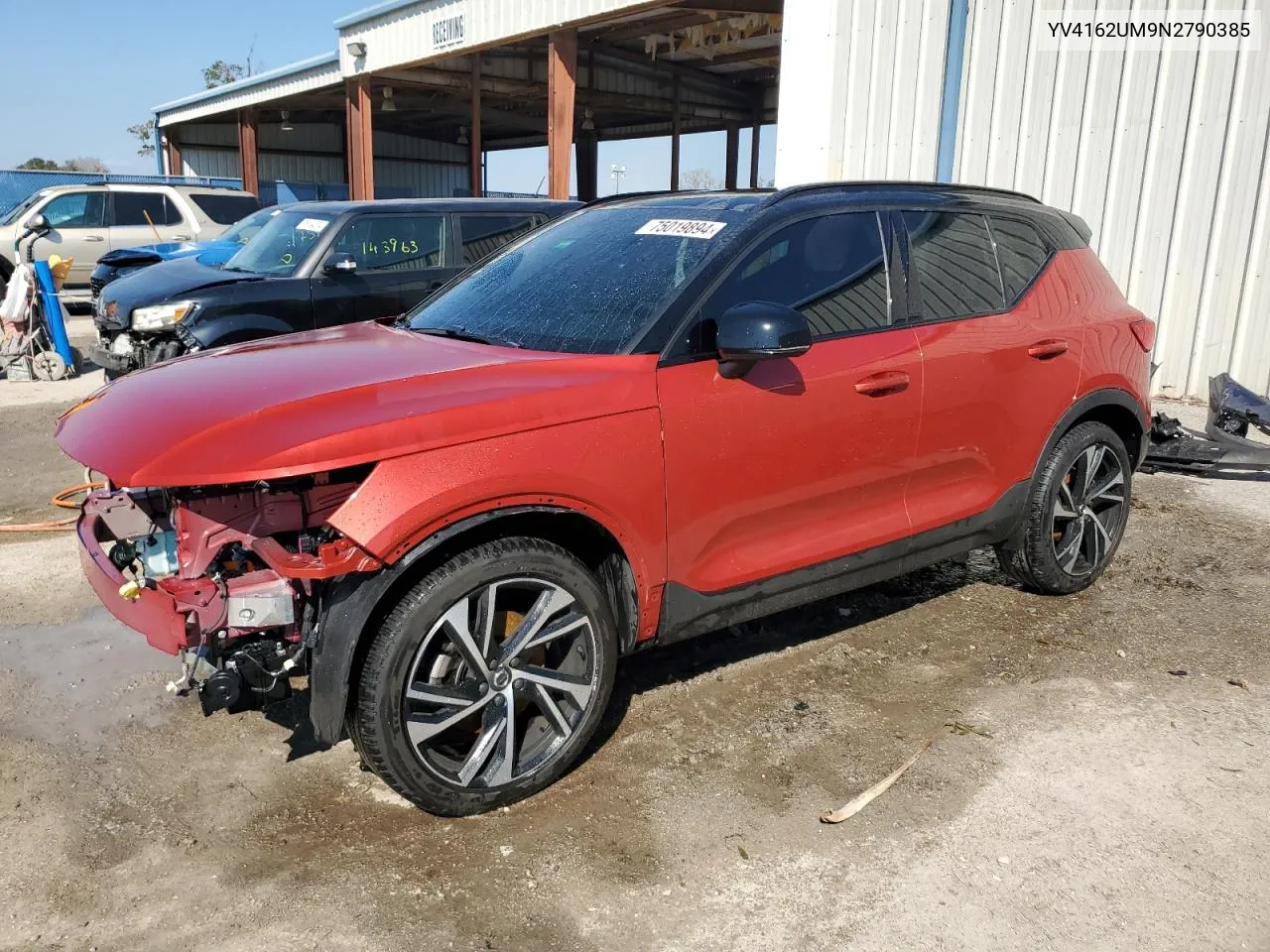 2022 Volvo Xc40 T5 R-Design VIN: YV4162UM9N2790385 Lot: 75019894