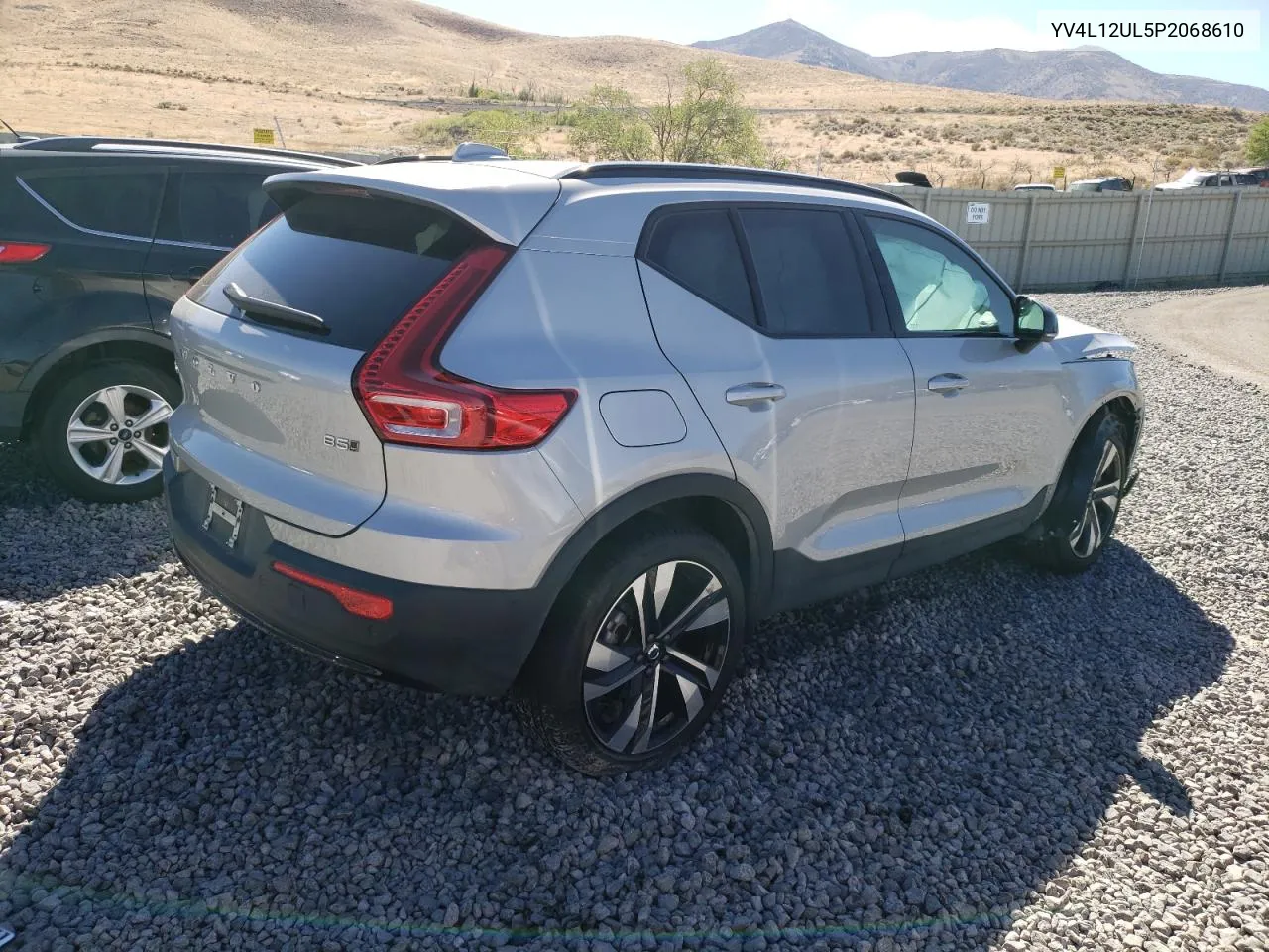 2023 Volvo Xc40 Plus VIN: YV4L12UL5P2068610 Lot: 70860044