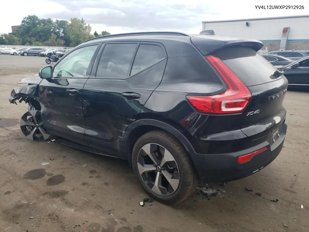 YV4L12UWXP2912926 2023 Volvo Xc40 Plus