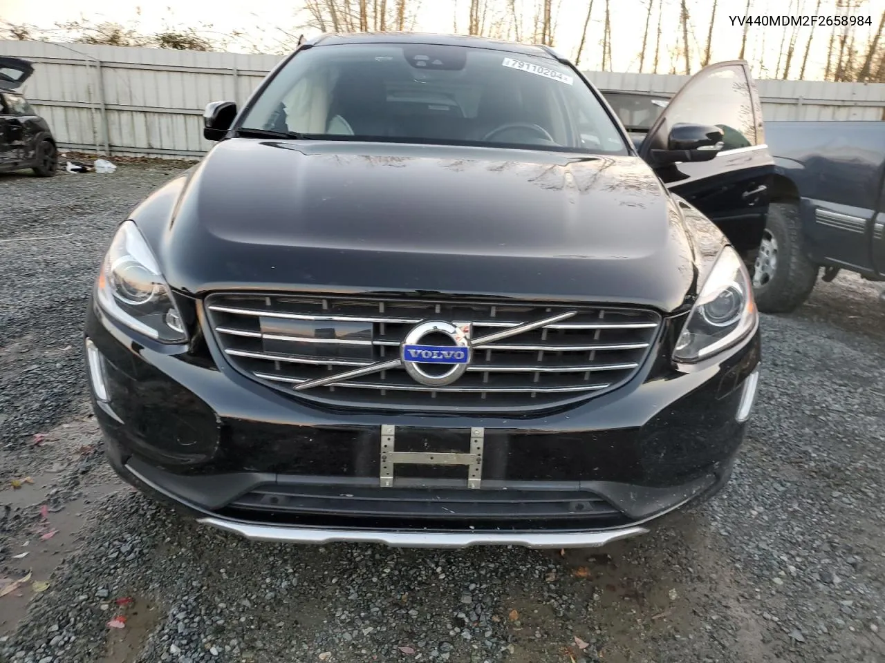 2015 Volvo Xc60 T5 Platinum VIN: YV440MDM2F2658984 Lot: 79110204