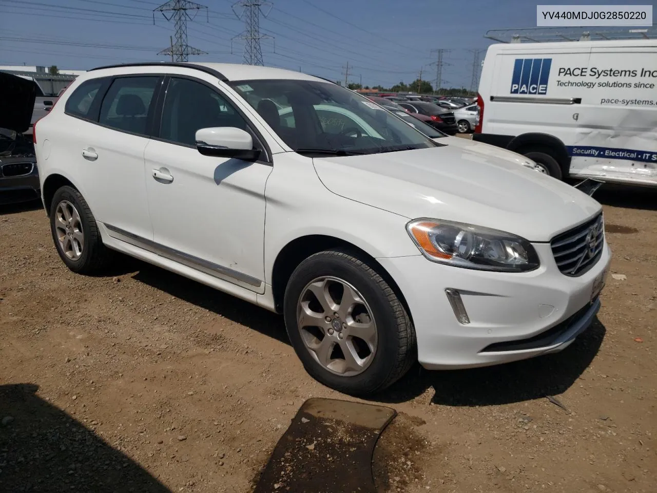 2016 Volvo Xc60 T5 VIN: YV440MDJ0G2850220 Lot: 68241754