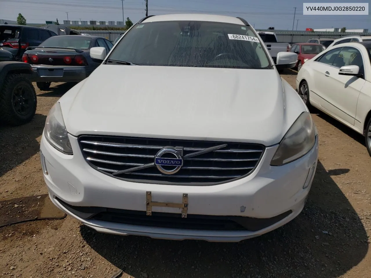 2016 Volvo Xc60 T5 VIN: YV440MDJ0G2850220 Lot: 68241754