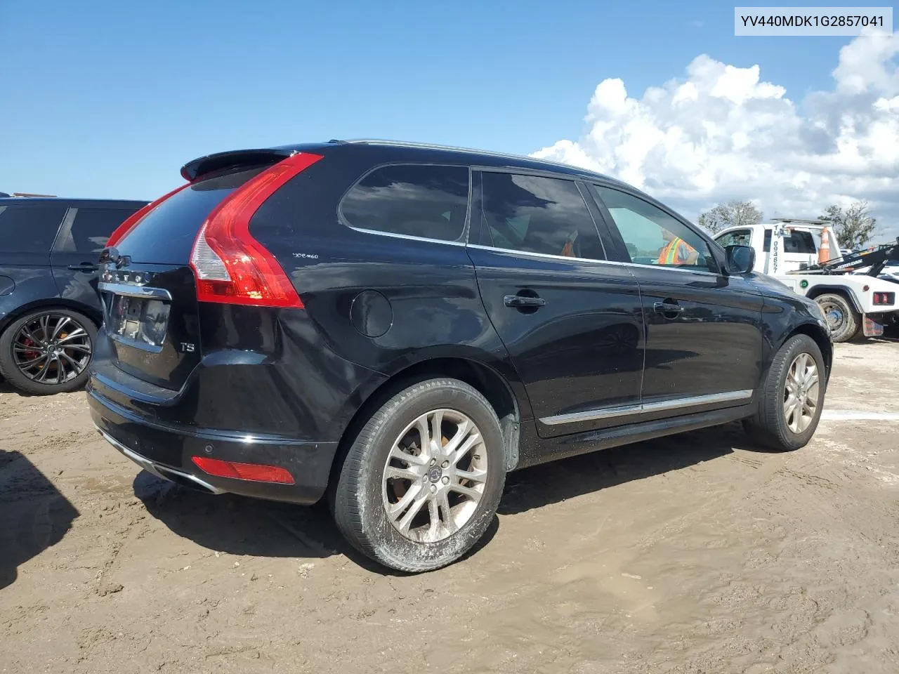 2016 Volvo Xc60 T5 Premier VIN: YV440MDK1G2857041 Lot: 73864644