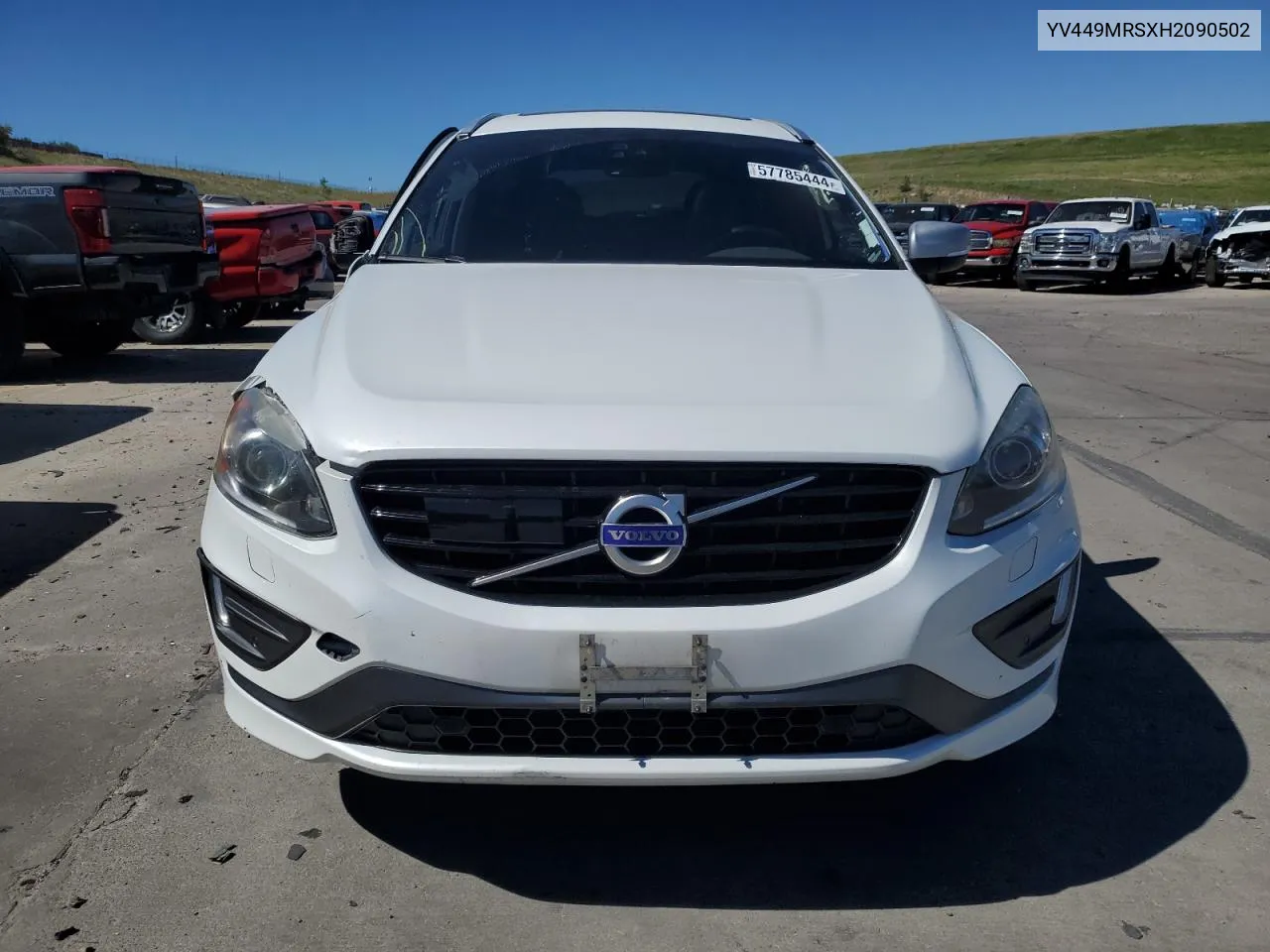 2017 Volvo Xc60 T6 R-Design Platinum VIN: YV449MRSXH2090502 Lot: 57785444