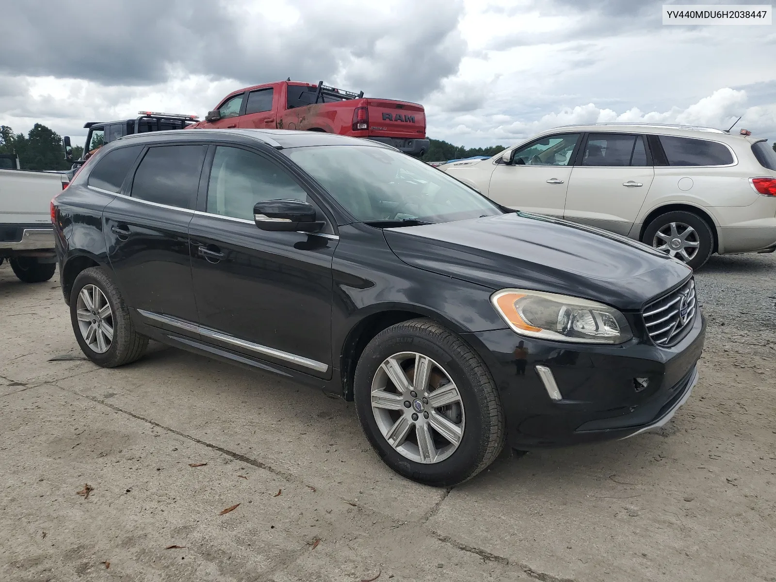 2017 Volvo Xc60 T5 Inscription VIN: YV440MDU6H2038447 Lot: 66190844