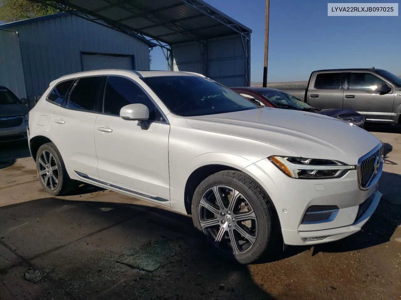 LYVA22RLXJB097025 2018 Volvo Xc60 T6