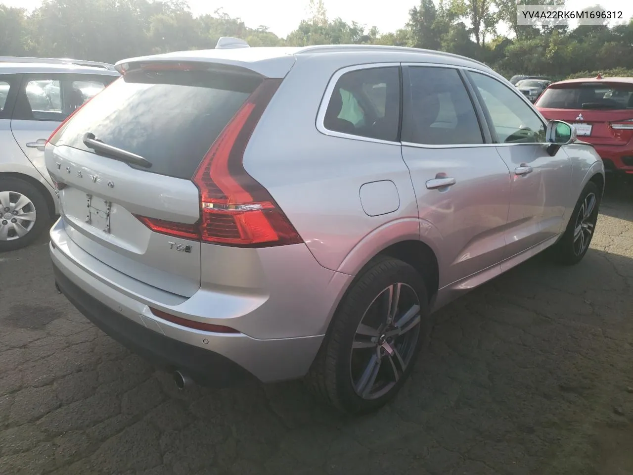 2021 Volvo Xc60 T6 Momentum VIN: YV4A22RK6M1696312 Lot: 72033404