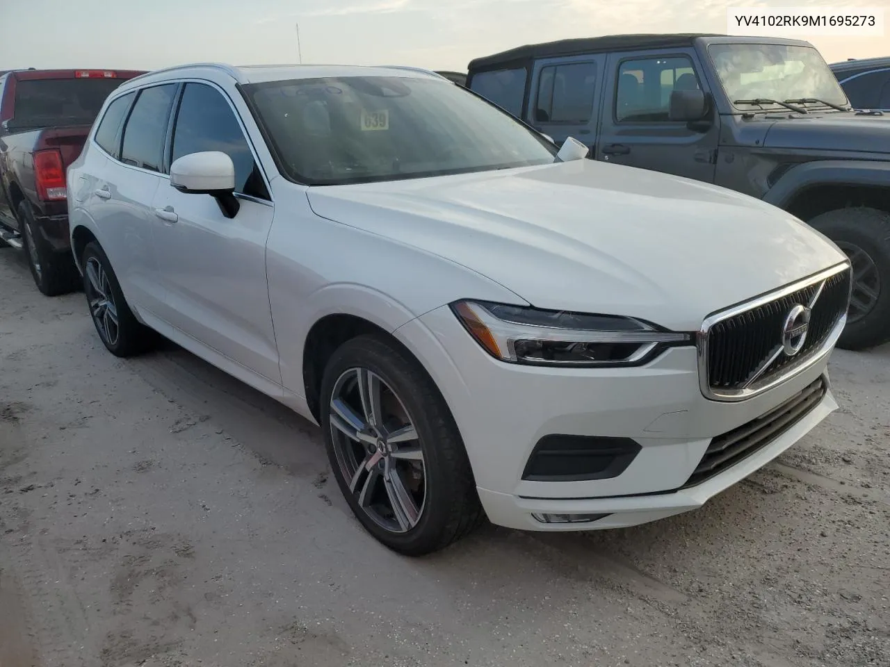 YV4102RK9M1695273 2021 Volvo Xc60 T5 Momentum