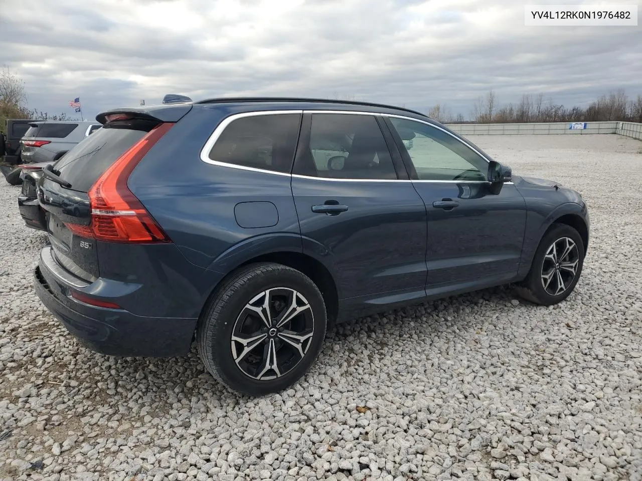 2022 Volvo Xc60 B5 Momentum VIN: YV4L12RK0N1976482 Lot: 80069384